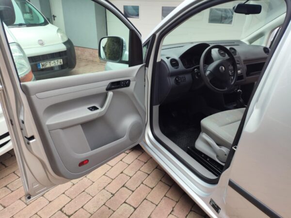 Volkswagen Caddy 1.9PDTD - Image 5